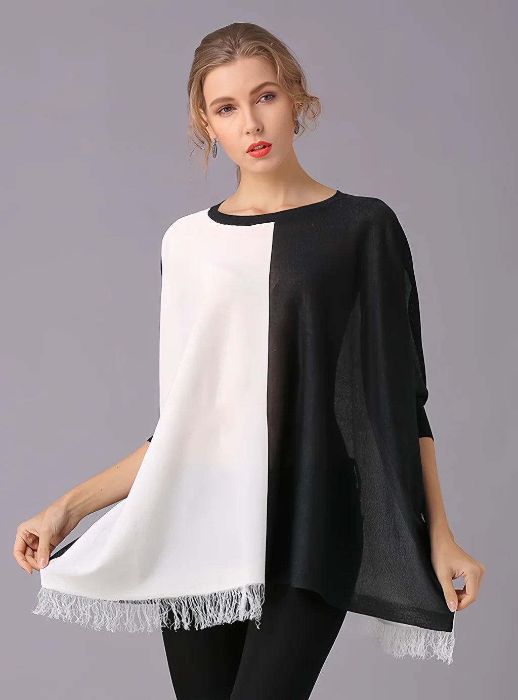 FASHION ROUND BECK BAT SLEEVE TASSEL TOP